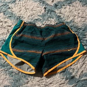 Nike S shorts